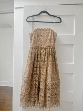 Alice + Olivia Gold Lace Midi Dress
